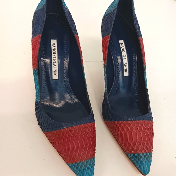 Manolo Blahnik Women's Pointed BB Snakeskin Stiletto Pumps - EU37/US7 - Picture 9 of 12